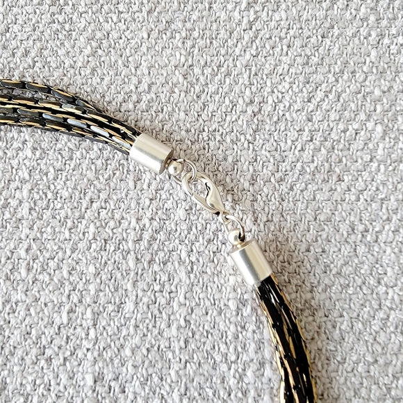 Black and gold statement necklace - Picture 4 of 5